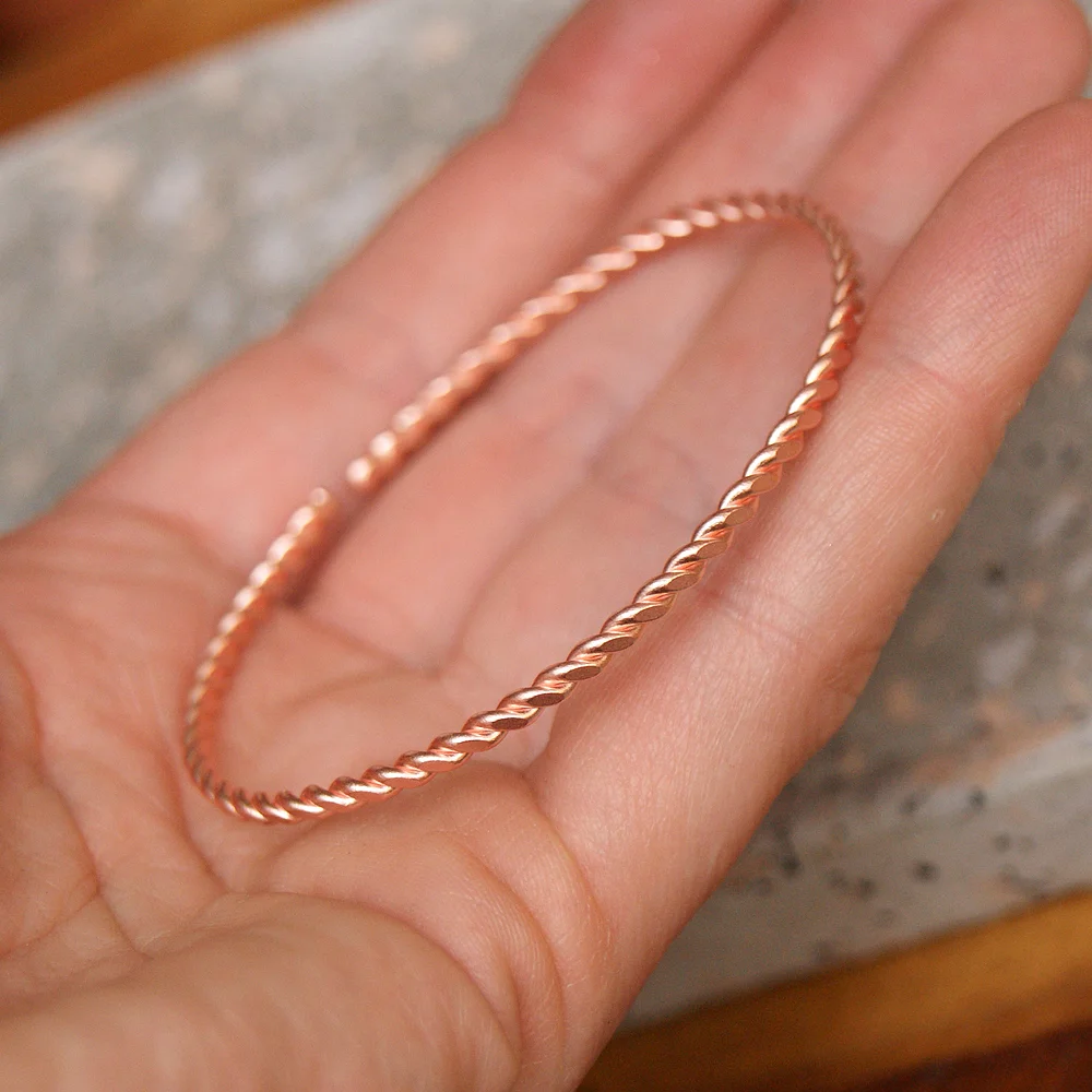 Cienka miedziana bransoletka handmade 2 mm